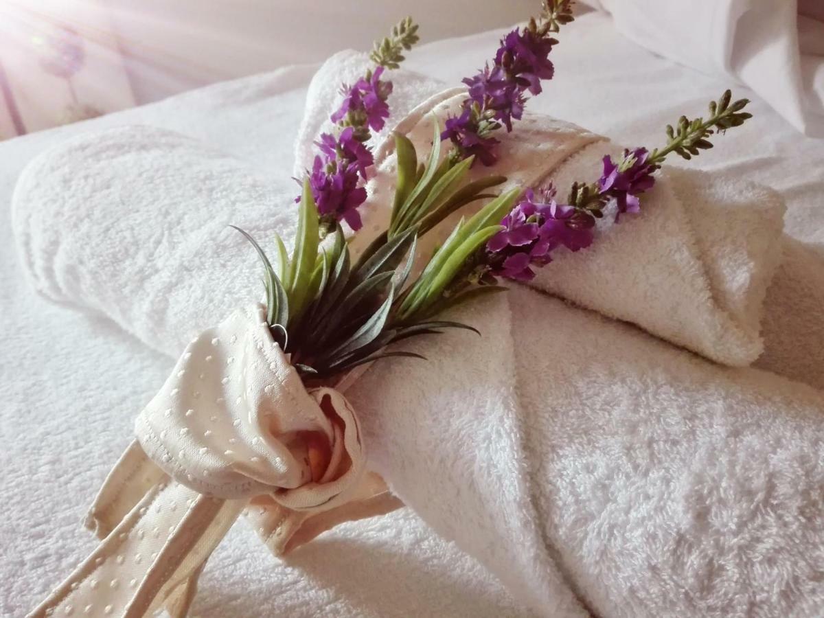 Bed And Breakfast Elettra Marconia ภายนอก รูปภาพ