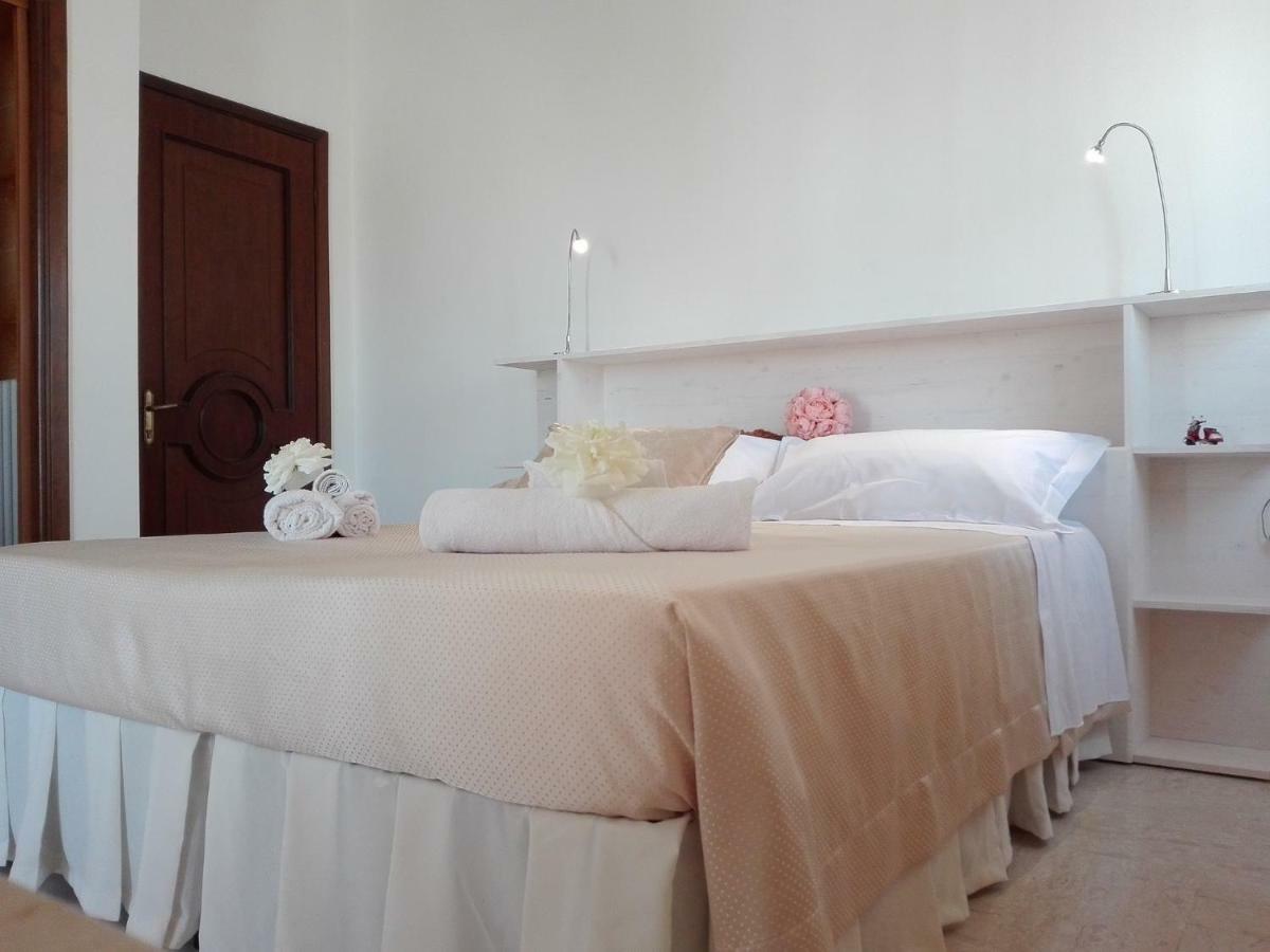 Bed And Breakfast Elettra Marconia ภายนอก รูปภาพ
